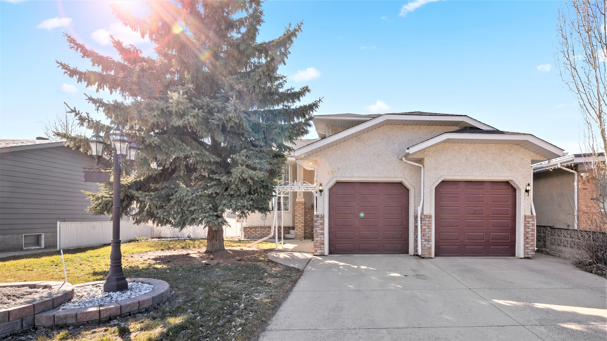 $459,900.00    4410-54th Avenue, Olds  SOLD